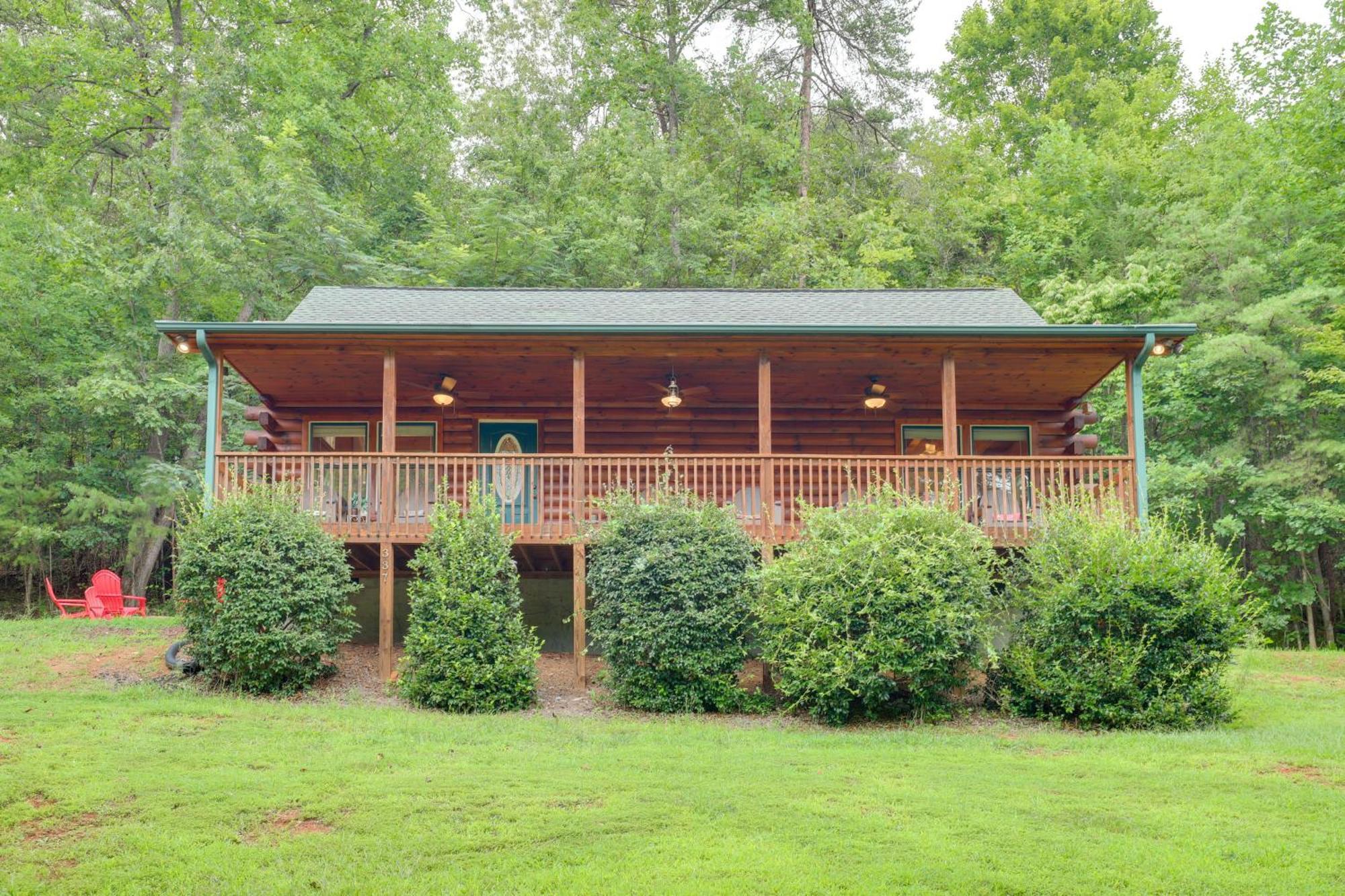 Moonshine Manor Cabin With Hot Tub, Near Lake Lure Exterior photo